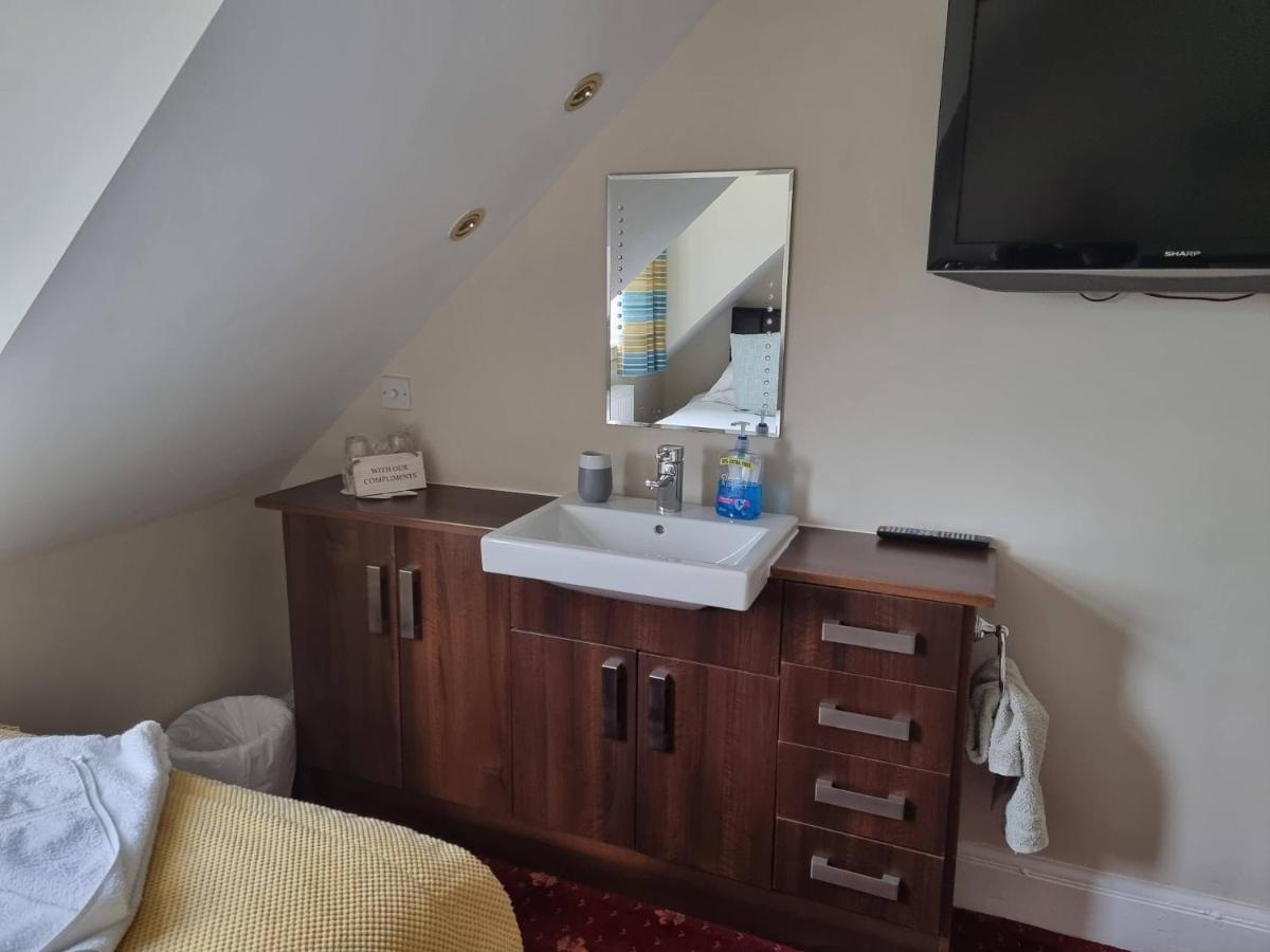 St Leonards Guest House Largs Bagian luar foto