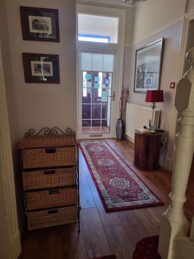 St Leonards Guest House Largs Bagian luar foto