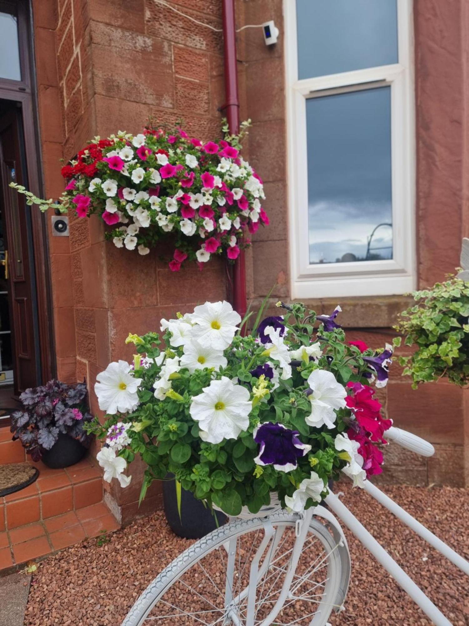 St Leonards Guest House Largs Bagian luar foto